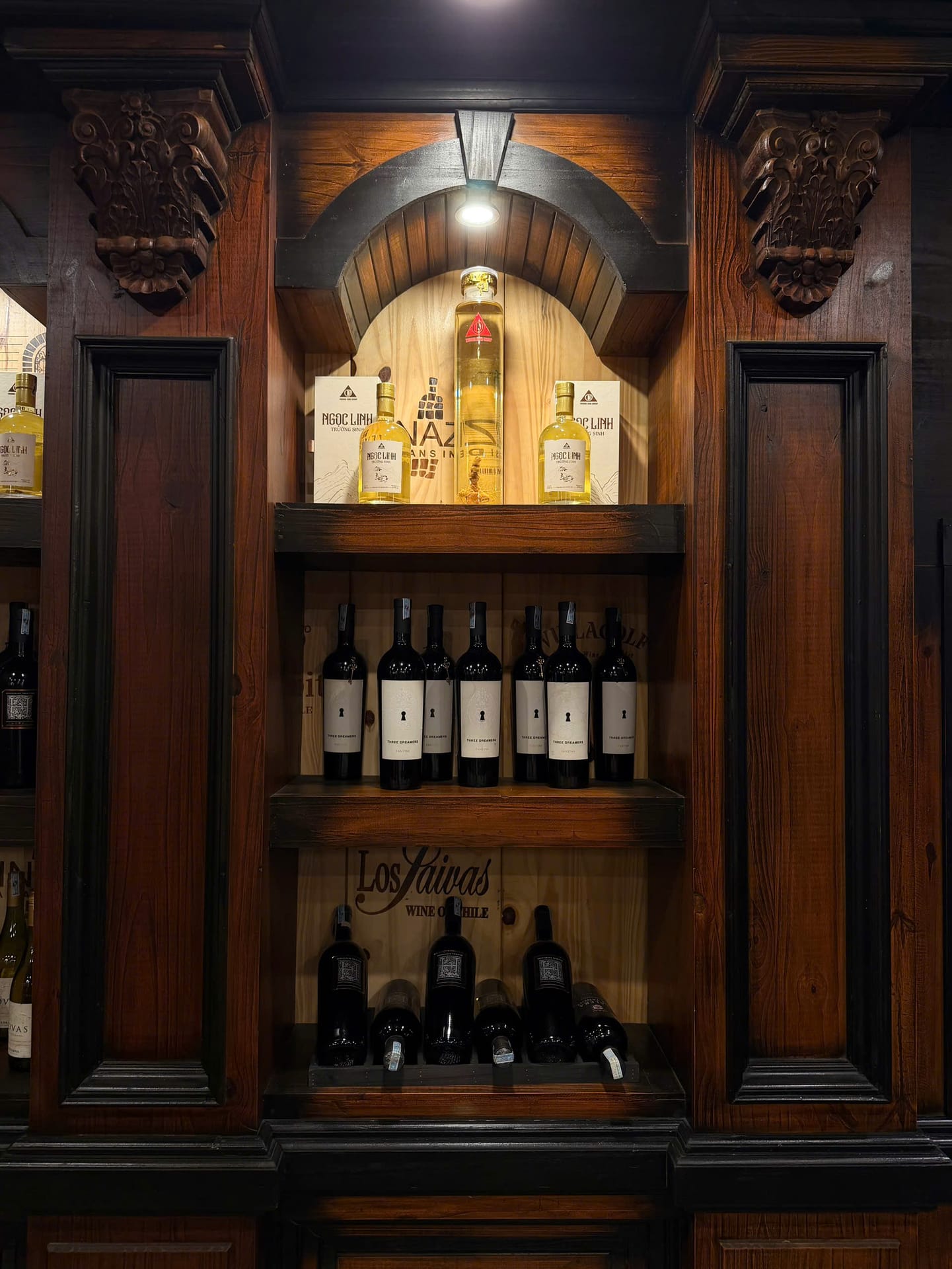 Wooden wine cabinet